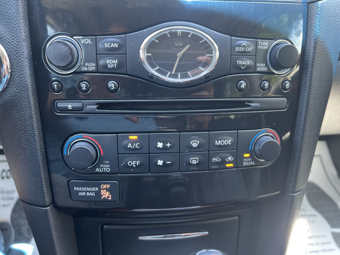 2013 Infiinit FX 37 18